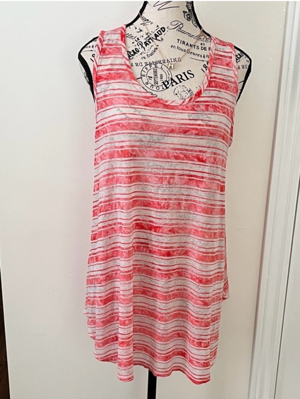 Jordan Taylor Coral and White Striped Sleeveless Tank